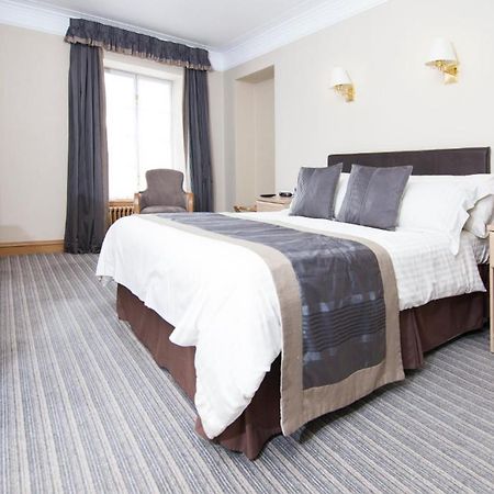 Burnett Arms Hotel Banchory Exteriör bild