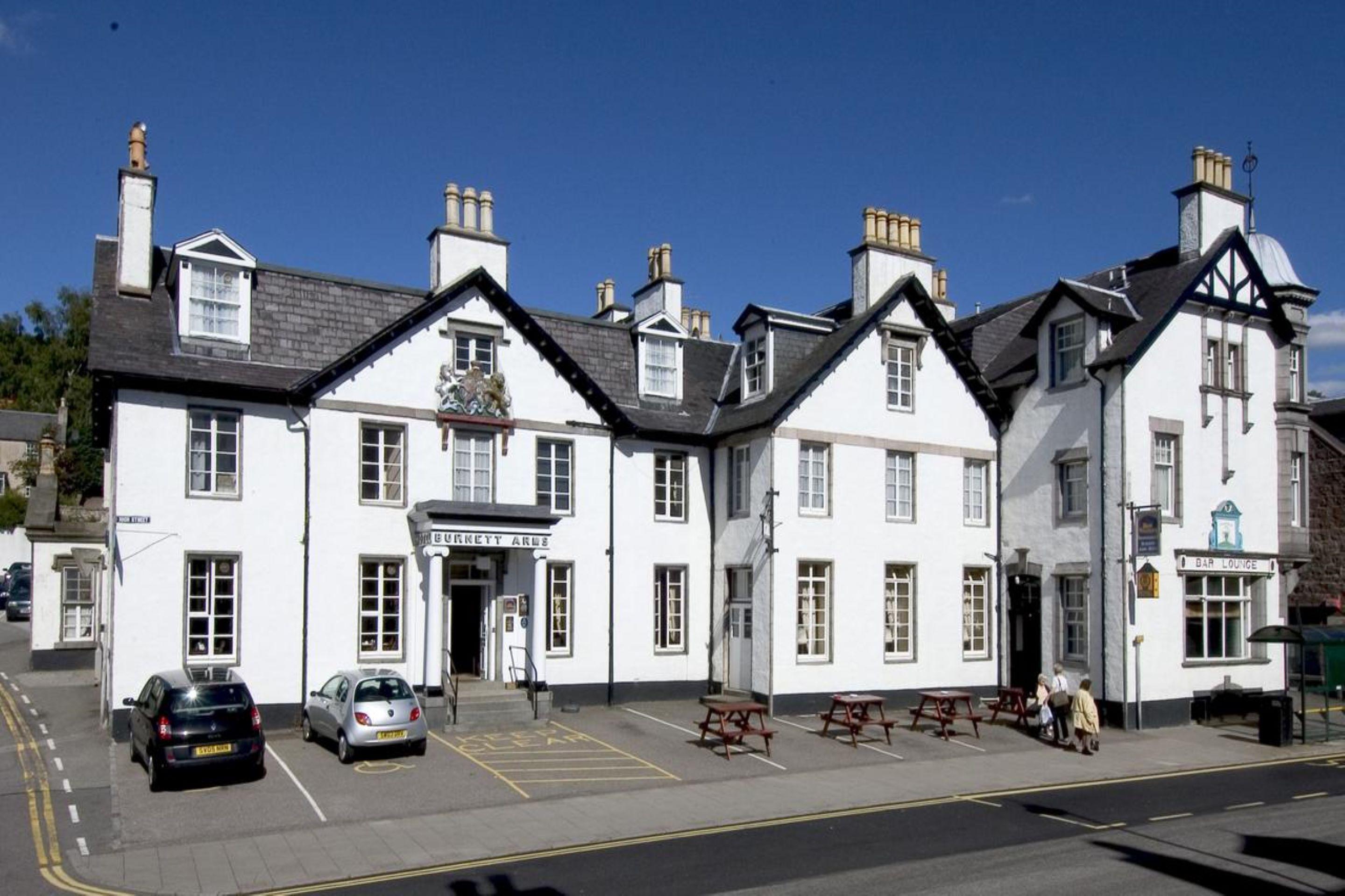 Burnett Arms Hotel Banchory Exteriör bild